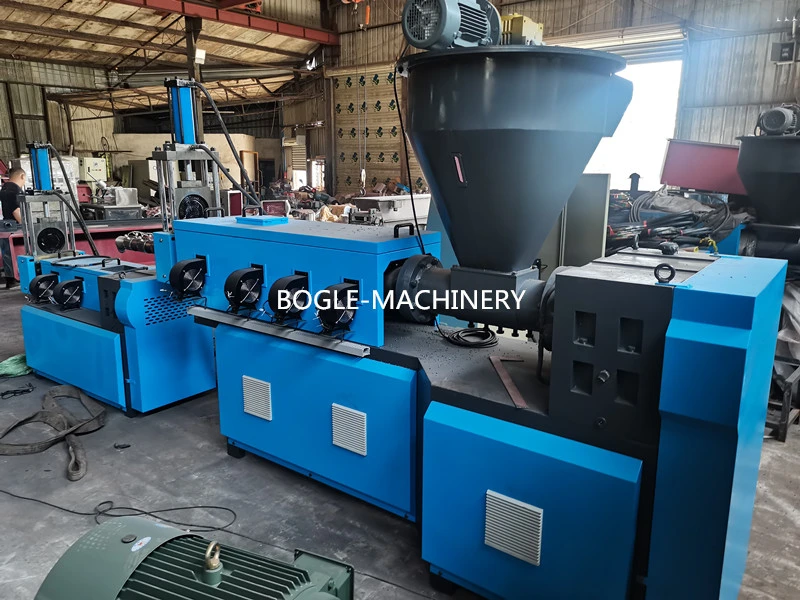 Double Stages Water Cooling HDPE/LDPE/PE/PP Granulator Polythene Film Granulation Waste Plastic Bag Film Recycling Pelletizer Plastic Film Pelletizing Machine